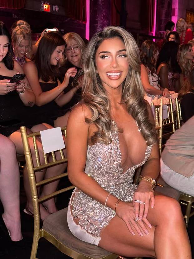 FOTO Tijelo joj je čista poezija! Lauren je najbolja motivacijska influencerica 2025. godine