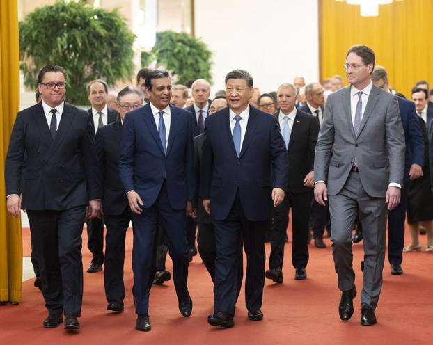 CHINA-BEIJING-XI JINPING-INT'L BUSINESS COMMUNITY-REPRESENTATIVES-MEETING (CN)