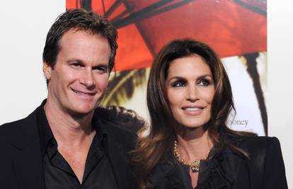 Cindy Crawford: Zabunom sam bila u krevetu G. Clooneya