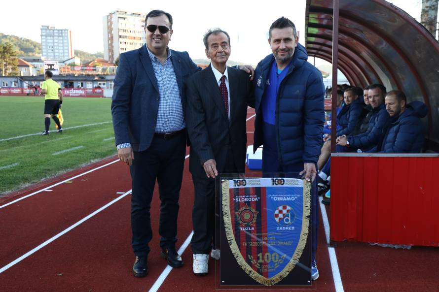 Fešta u Tuzli: Dinamo gubio od Slobode, do remija s autogolom