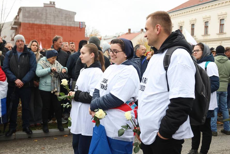 Vukovar: Kolona sjećanja na žrtvu Vukovara
