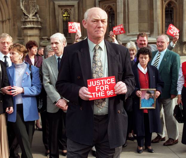 Phil Hammond death