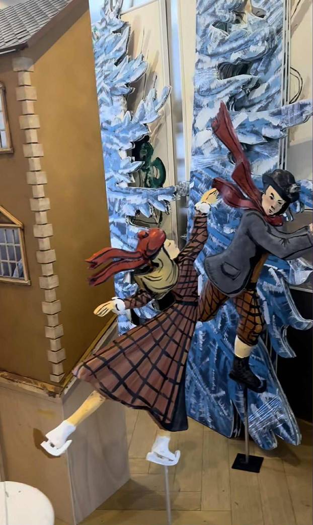 FOTO Šekoranjina blagdanska čarolija: Tihi dekor u izlozima i hotelima je pravi spektakl