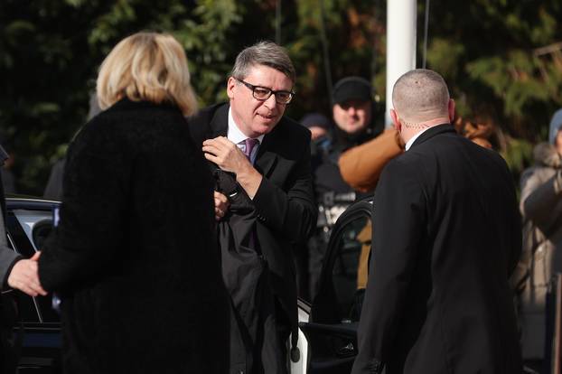 Zagreb: Dolazak uzvanika na inauguraciju predsjednika Zorana Milanovića