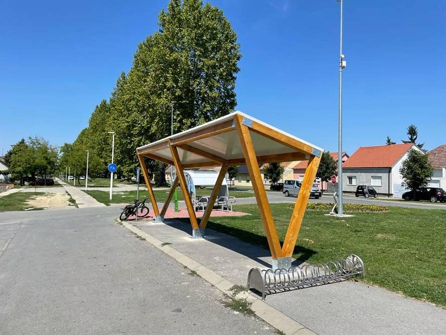 Uz solarne elektrane EMSO e-mobility solutionsa smanjite račune za struju i grijanje