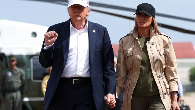 Hunter Biden tvrdi: Epstein je upoznao Melaniju s Trumpom. Melania: Tužit ću Bidena...