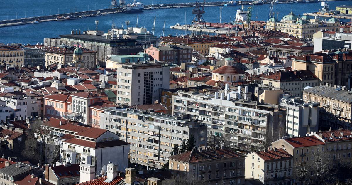 Grad Rijeka Tra I Mladu Obitelj Kojoj E Iznajmiti Stan Za Mjese No A Ovo Su Ostali