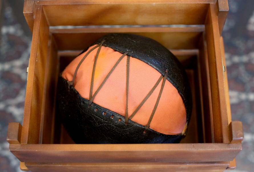 Lopta od milijun kuna: Blago našeg nogometa čuva se u sefu