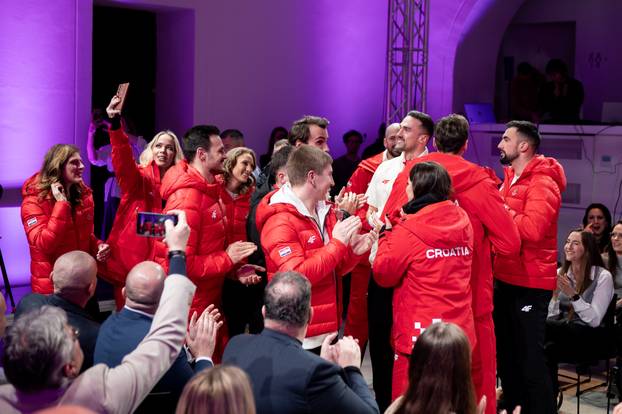 Zagreb: Na modnoj reviji predstavljena zimska olimpijska kolekcija za Zimske olimpijske igre