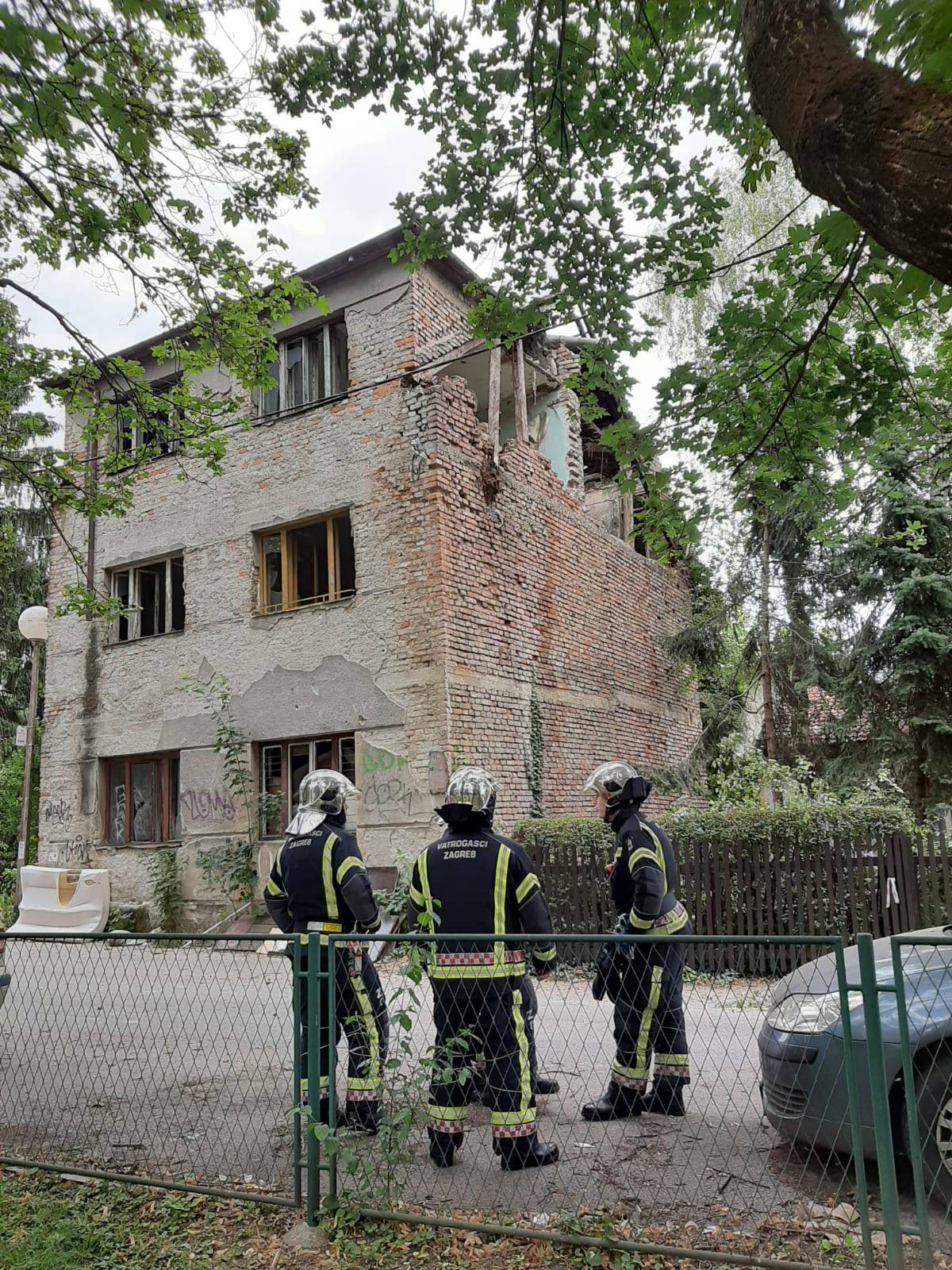 Srušio se dio kuće na Krugama: 'Užas! Blizu su bile žene i djeca'