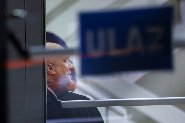 Velika Gorica: Privođenje Leona Lučića na Županijski sud