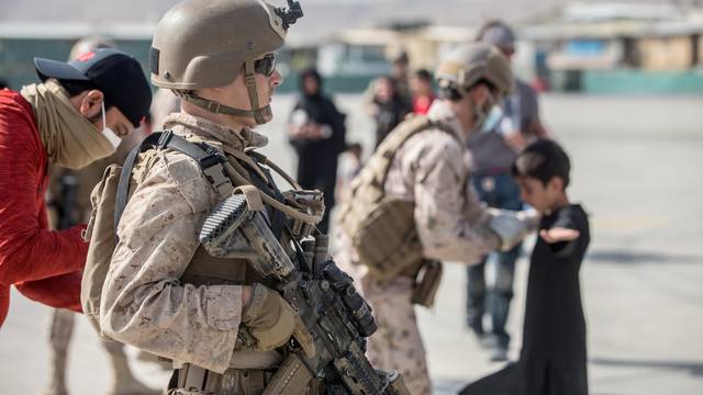 U.S. forces assist in Afghanistan evacuation