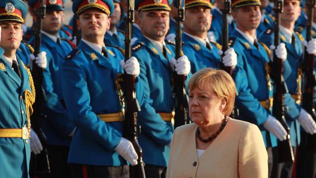 Festive reception of German Chancellor Angela Merkel in front of the Palace of Serbia.Svecani docek nemacke kancelarke Angela Merkel ispred Palate Srbija.