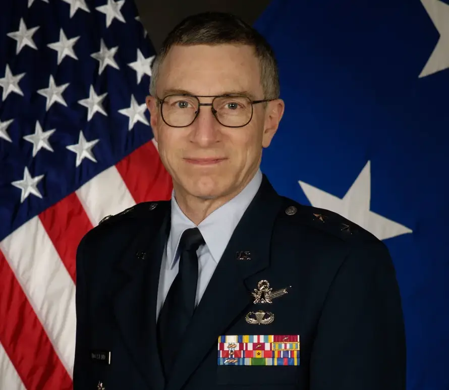 NESTALI U ŠUMI, UPUCALI IH Nuklearne znanstvenike i generale progutala crna zemlja