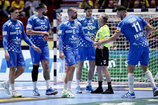 Kaos je u skupini Hrvatske! Evo &scaron;to nam treba za polufinale...