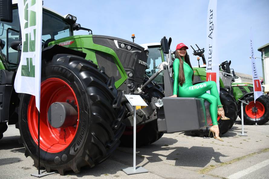 Gudovec: Traktor vrijedan ?ak 350.000 eura izložen na 25. izdanju Proljetnog me?unarodnog  bjelovarskog sajma