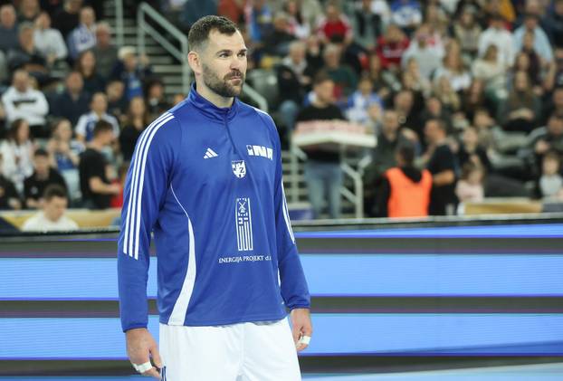 Zagreb: Jakov Gojun uz suigrače s kojima se oprašta od rukometa