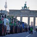 Megaprosvjed u Njemačkoj: S 5500 traktora idu u München, željeznice u štrajku od srijede?