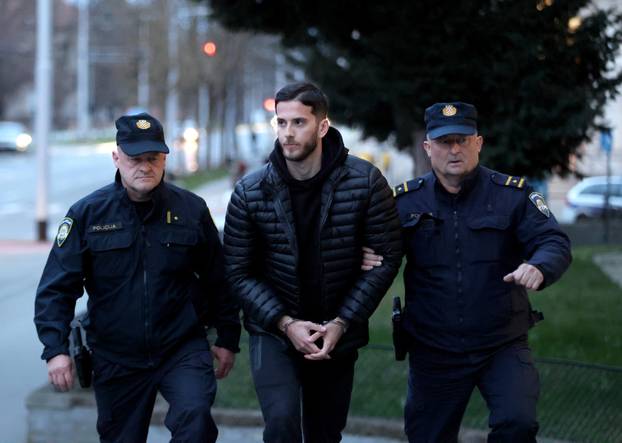 Osijek: Privođenje uhićenih zbog droge i pranja novca kod sudca istrage