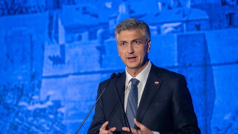 Plenković iz Erevana: 'Hrvatska gradi suverenitet uz snažnu međunarodnu suradnju'