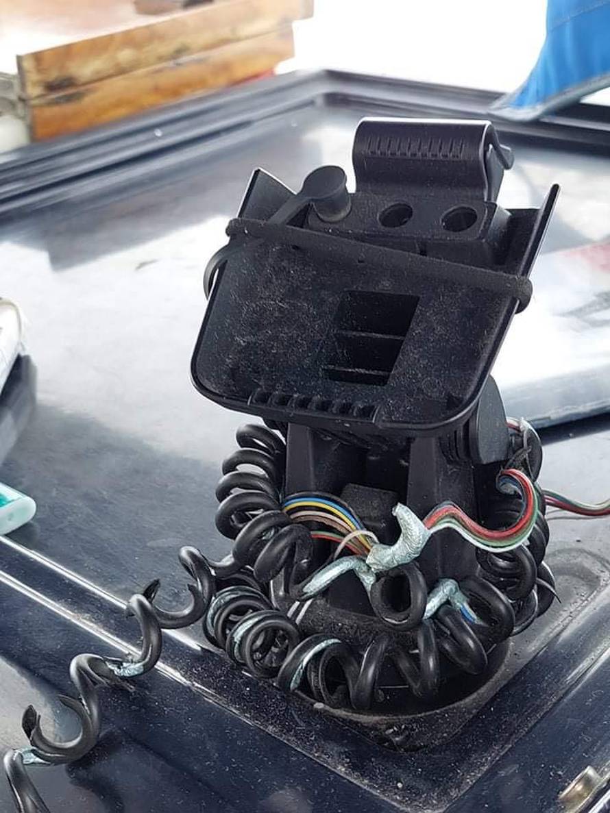 'Gliser za hitni prijevoz na Braču se raspada. Tehnički neispravan i opasan je za posadu i putnike'