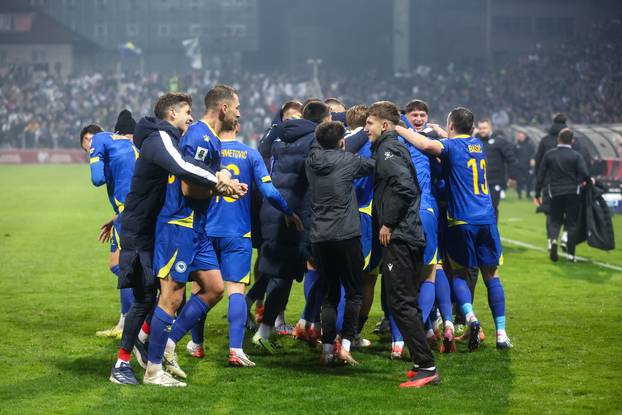 Tuzla: Susret Bosne i Hercegovine i Rumunjske u kvalifikacijama za FIFA Svjetsko prvenstvo