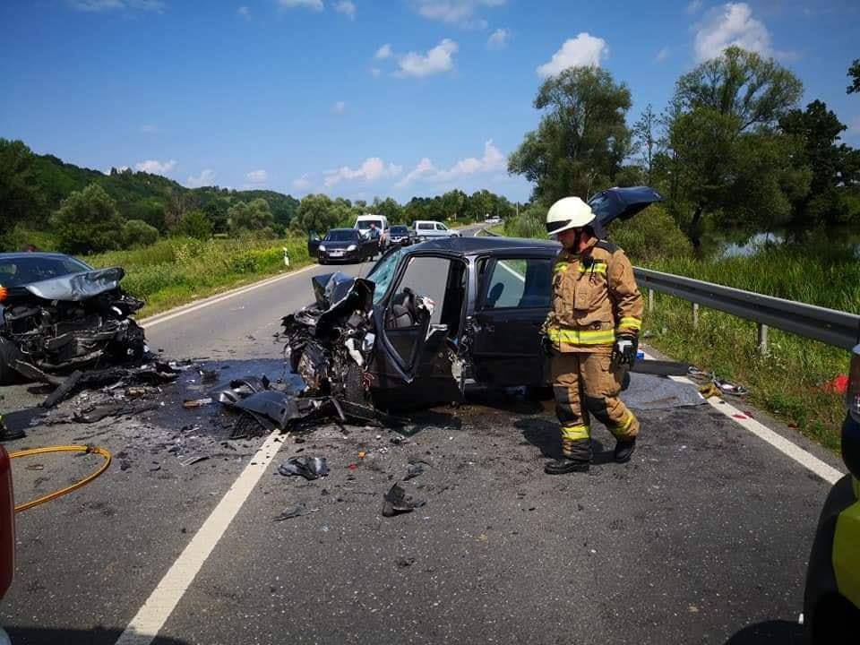 Petero ozlijeđenih u sudaru četiri auta na staroj Zagorskoj