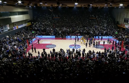VIDEO U Jazinama sumorno, a u Mejdanu ludnica! Cijela dvorana ostala pratiti poraz Hrvatske