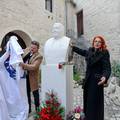 FOTO Otkriven spomenik Vinku Coci u njegovom rodnom Trogiru