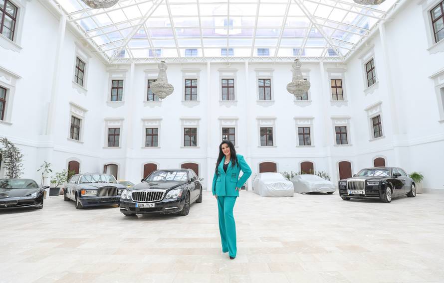 Ebenfurt: Pop folk pjevačica Dragana Mirković živi u svom dvorcu u malom austrijskom gradiću