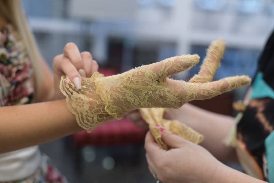 Želite znati kako biste izgledali u prošlosti? Ovaj zagrebački foto-studio će vas transformirati