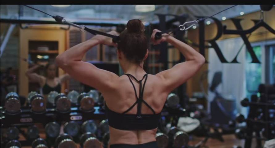 J.Lo otrkila svoju trening rutinu i pokazala impresivne mišiće