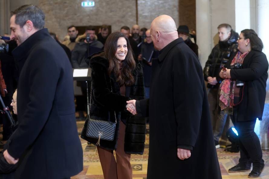 Zagreb: Misa polnoćka nakon pet godina slavi se u katedrali