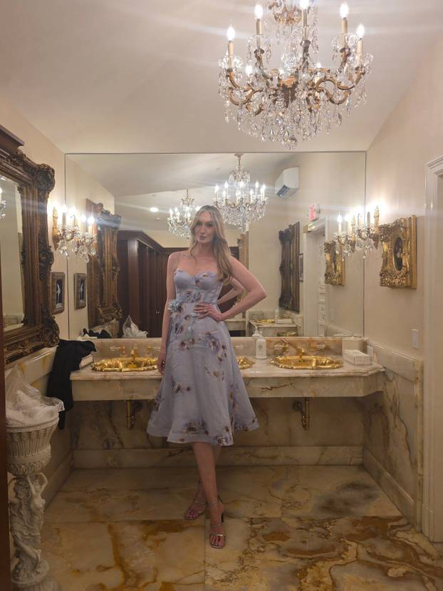 FOTO Najviša manekenka na svijetu ukrotila 216 cm visokog Shaquillea. I ona zna zakucati...