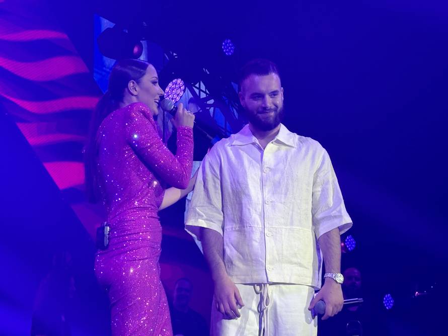 Prijović u Zadru održala čak 40. koncert turneje: Dovela repera pa odjenula izazovni kostim...