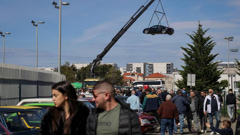 FOTO Evo kako je bilo na Velikoj nagradu Zadra: Jedan od vozača izletio sa staze, ima ozlijeđenih