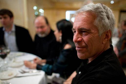 &Scaron;OKANTNI MAIL Nikoli&cacute; nudio Epsteinu  modele iz Zagreba: 'One izgledaju vrlo hrvatski'