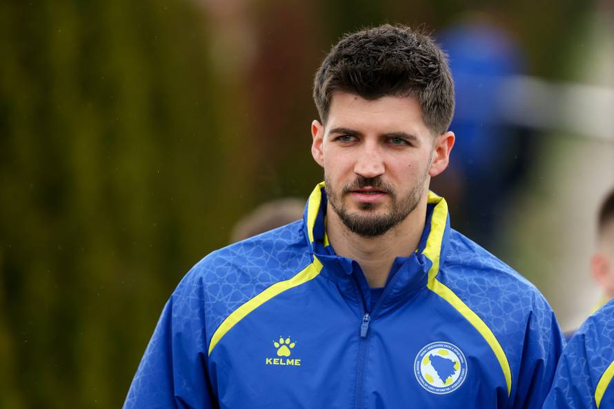 Sarajevo: Trening nogometne reprezentacija BiH uoči finalne utakmice doigravanja za Svjetsko prvenstvo