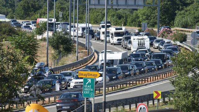 Buje: GuÅ¾ve na cijelom Istarskom ipsilonu