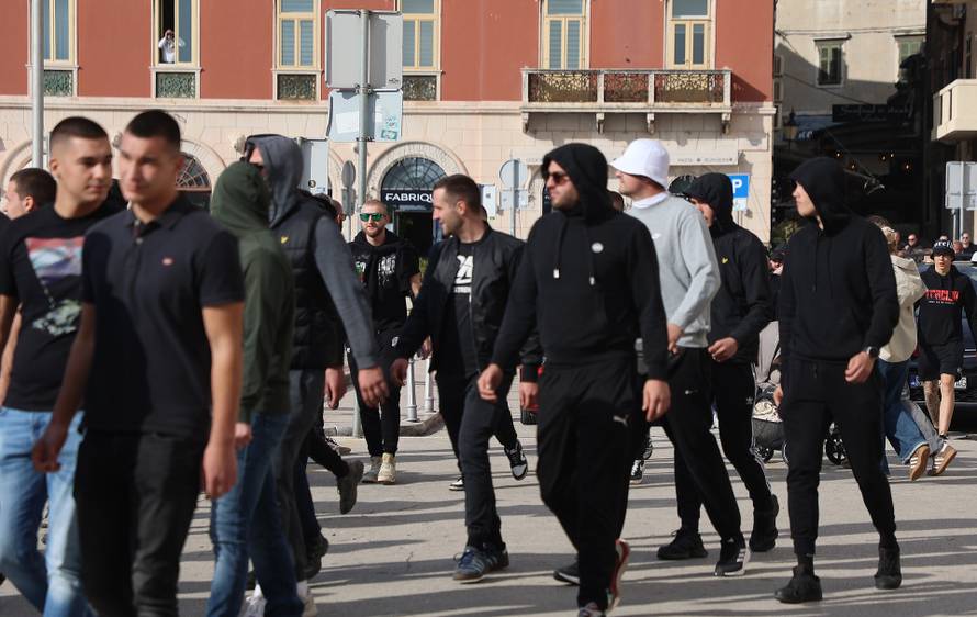 Split: Torcida na Rivi održala prosvjed