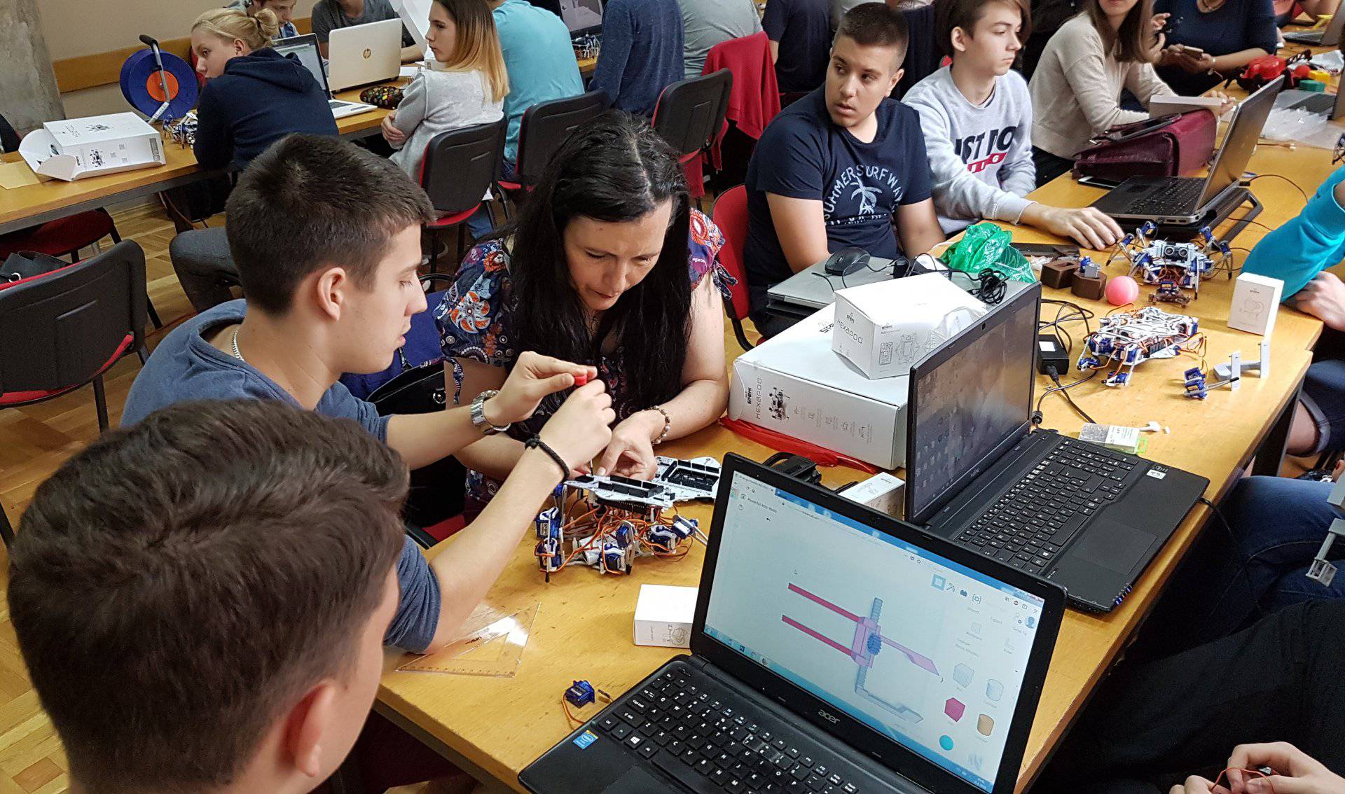 Hrvatski robot će podučavati djecu u školama diljem svijeta