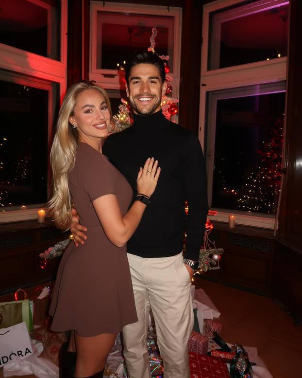 FOTO Najljepša nogometašica svijeta plakala je zbog momka. Sad ga ponovno mora napustiti