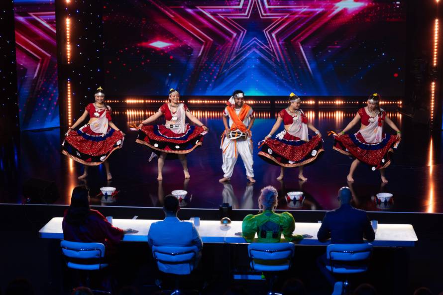 Gotove audicije za Supertalent, a posljednju epizodu obilježio emotivni nastup oca i tri sina