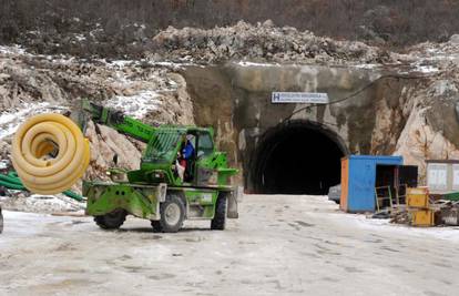 Tunel Sveti Ilija se zatvara od 31. ožujka do 14. travnja 2014.