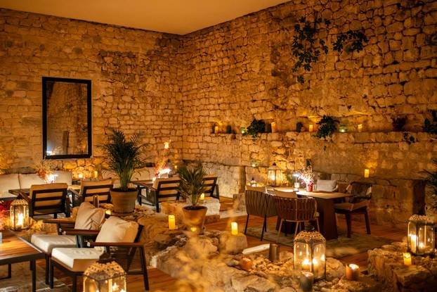 FOTO Šime Vrsaljko s rođakom otvorio jedan od najljepših restorana u Hrvatskoj