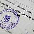Plavi pe&ccaron;ati, potpisi i papir odlaze u povijest:  U &scaron;kole sti&zcaron;u digitalne svjedod&zcaron;be i uvjerenja