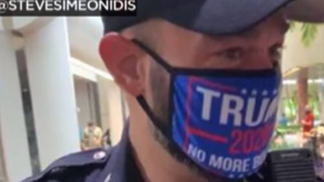 Policajac na biračkom mjestu nosio masku Donalda Trumpa, šef policije: 'Kaznit ćemo ga'