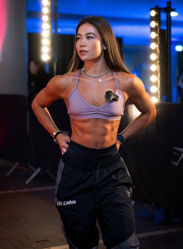 Dnevno jede oko 3000 kalorija, a tijelo joj je čista inspiracija