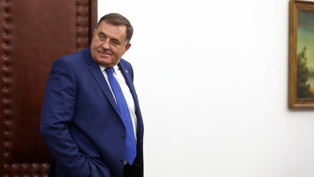 Dodik prijeti odcjepljenjem od BiH zbog zakona koji kažnjava nijekanje ratnih zločina