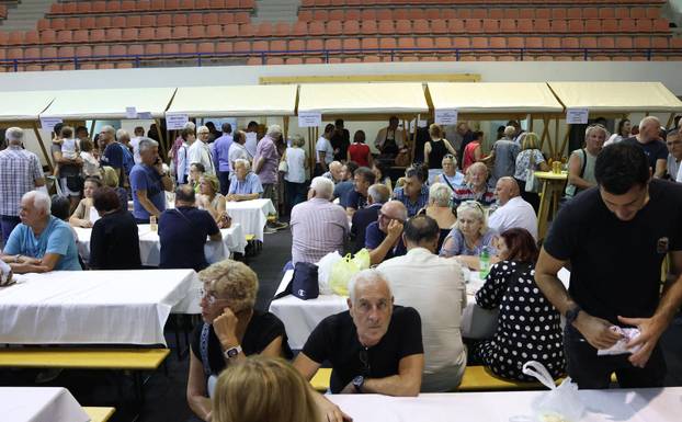 Drniš: Otvoren 9. me?unarodni festival pršuta